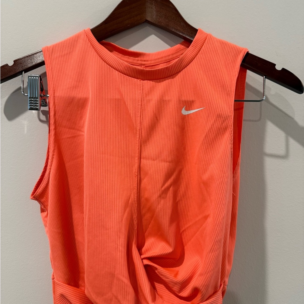 Nike zero-fit Women's Bright Orange top